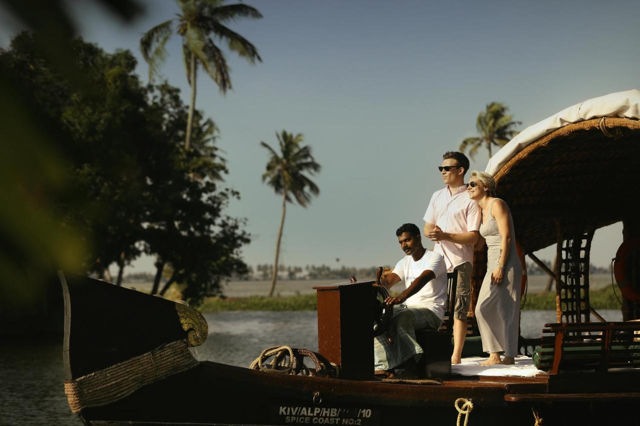 Spice Coast Cruises - Houseboat, A Cgh Earth Experience Hotel Alappuzha Exterior photo